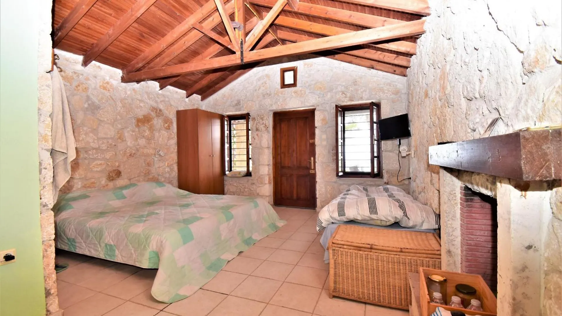 Holiday home Kaliva Near The Beach Kriopigi