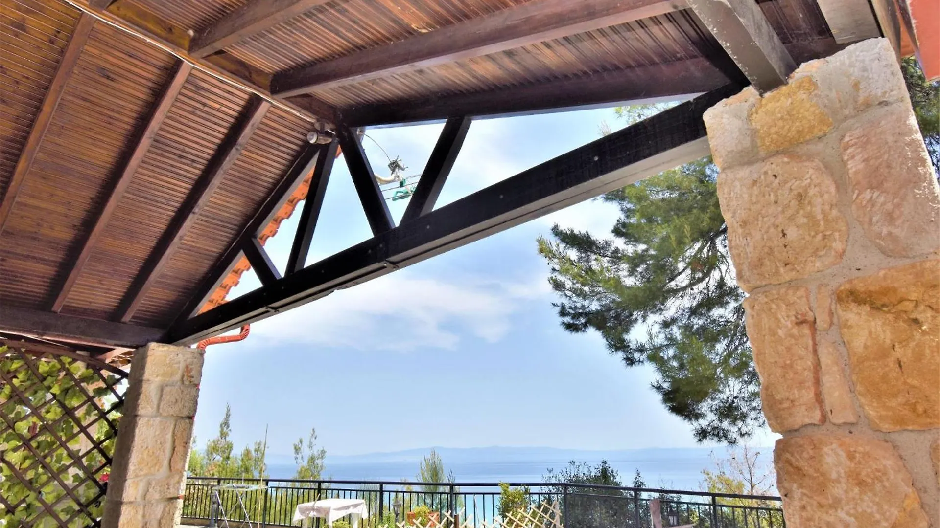 Holiday home Kaliva Near The Beach Kriopigi Greece
